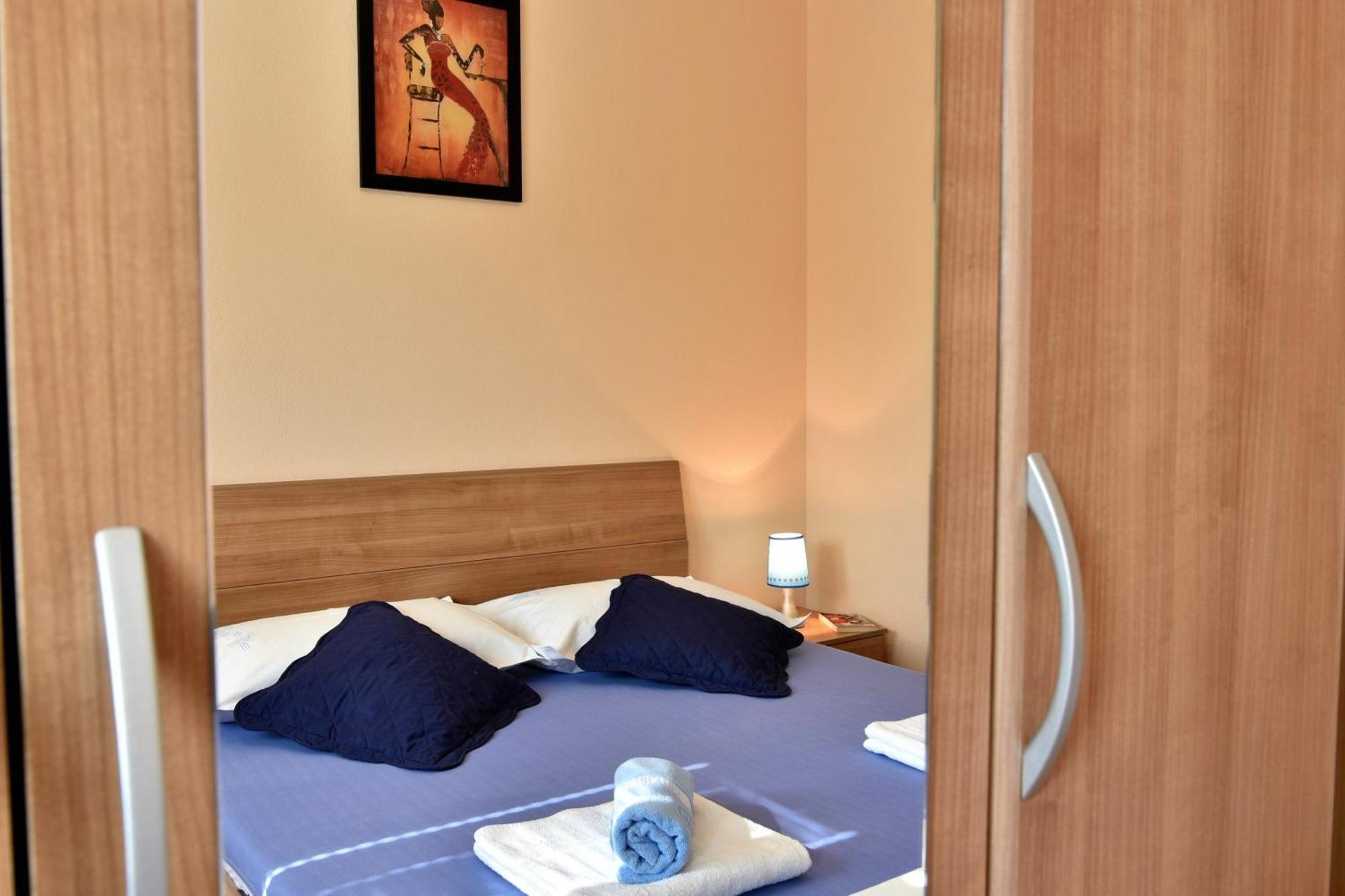 Apartmani Natasa Nino Jezera, Murter Δωμάτιο φωτογραφία