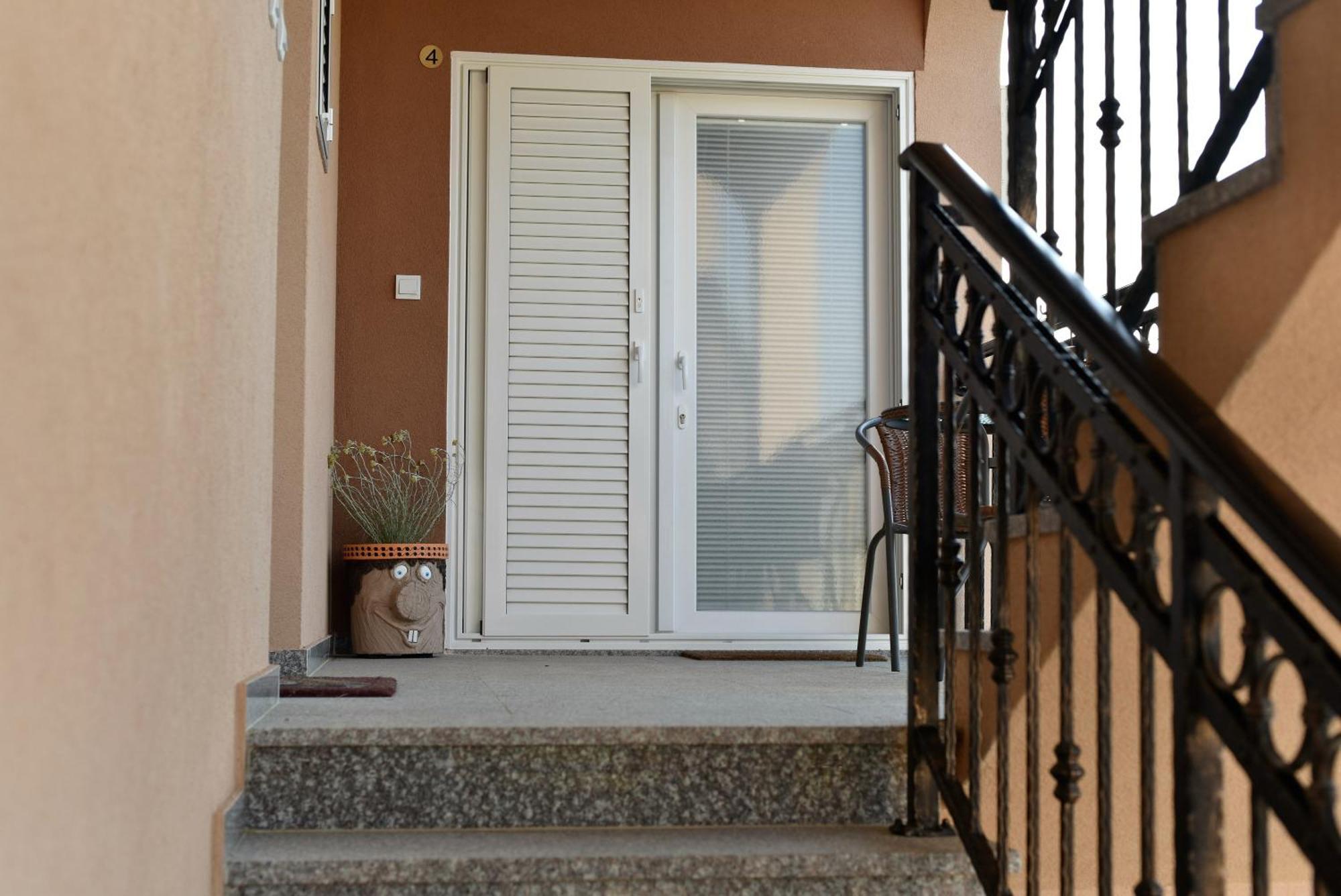 Apartmani Natasa Nino Jezera, Murter Δωμάτιο φωτογραφία
