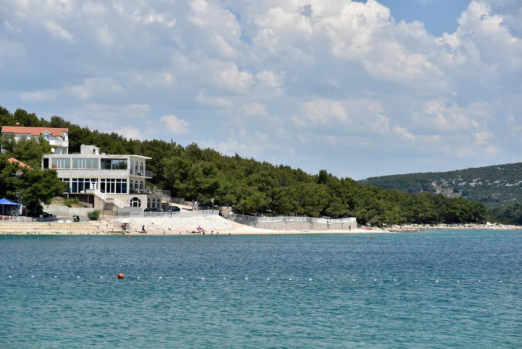 Apartmani Natasa Nino Jezera, Murter Εξωτερικό φωτογραφία